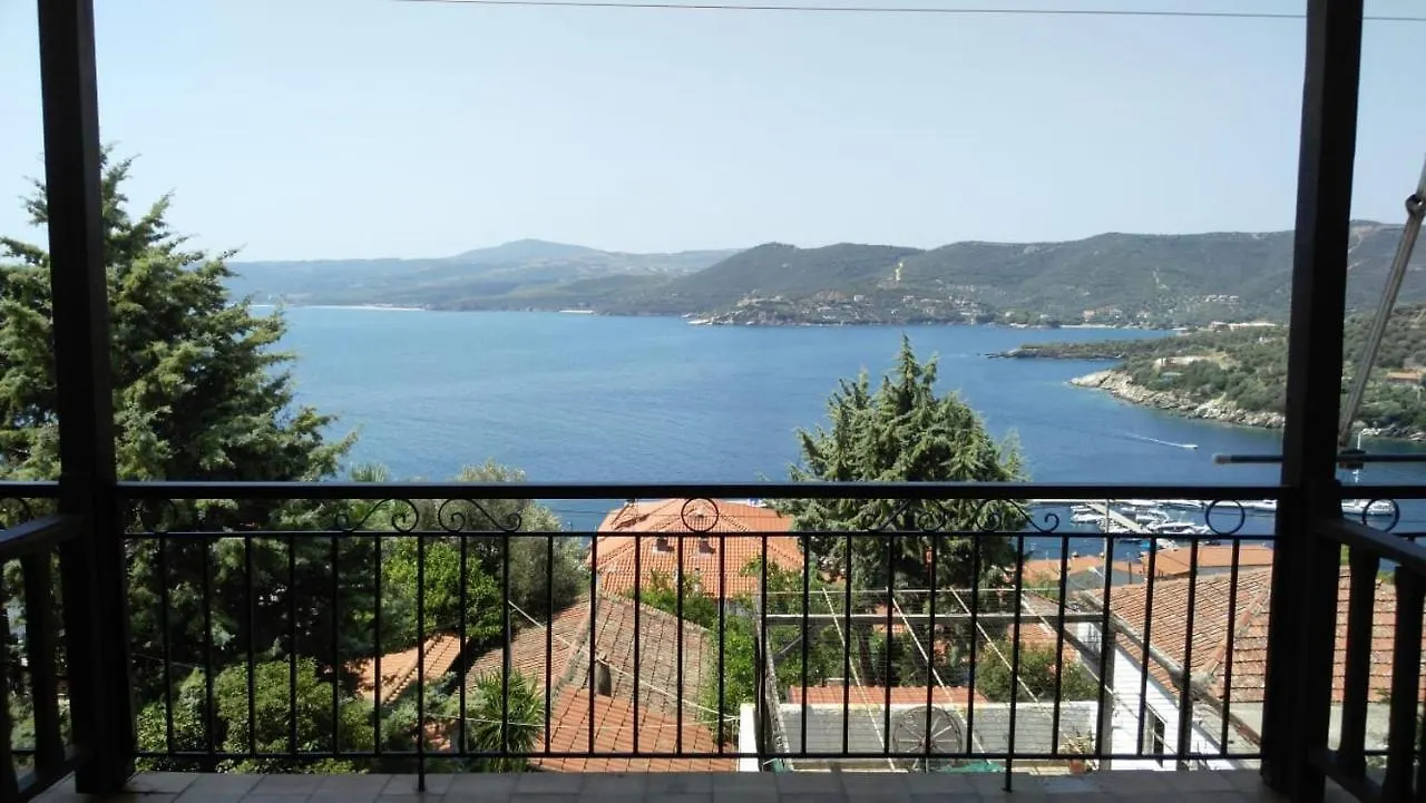 Poseidon Hotel location